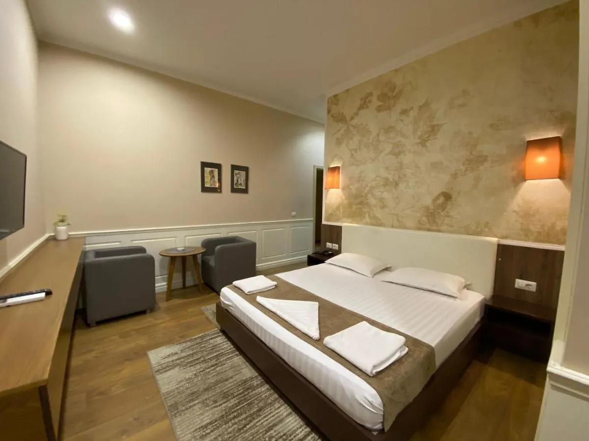 Edisem Hotel Tirana 4*,  Albania
