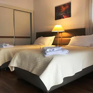 Chateau Linza Hotel
