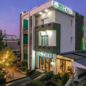 Bonsai Hotel