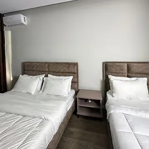 Hotel Eden